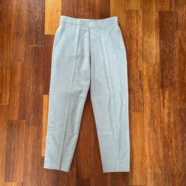 UNIQLOユニクロ☆アンクルパンツ センタープレス入り レディースS