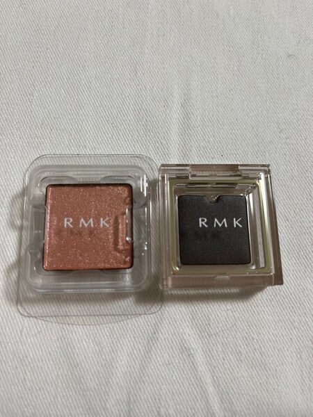 RMK インフィニシェイド シングル アイシャドウ 16 ピンク エスケープ ケース付き