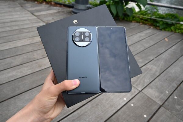 Huawei Mate X3 12+512 Global 本体のみ