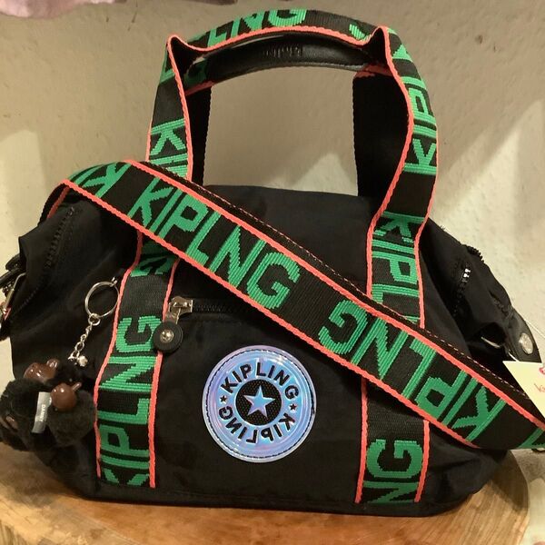 未使用 タグ付き Kipling ショルダーバッグ ブラック ロゴ 2way