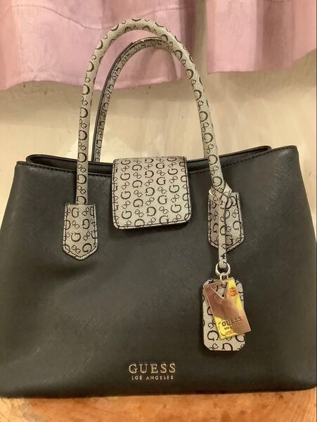 GUESS ハンドバッグ