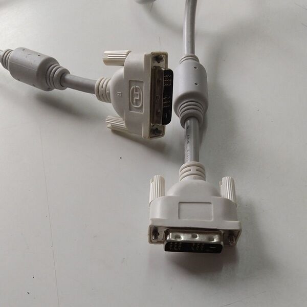 DVI-D 24ピン オスケーブル