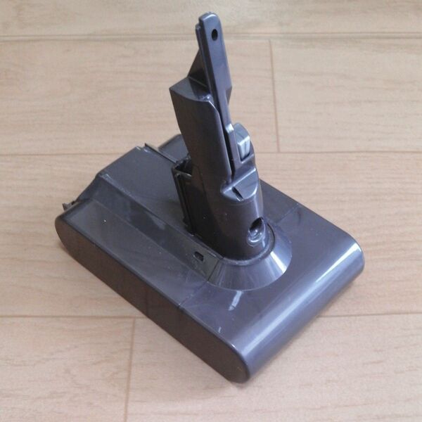 ダイソン純正 V7 SV11用バッテリー