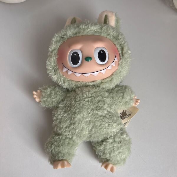 新品未使用 LABUBU ラブブ ぬいぐるみ キーホルダー