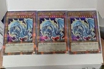 遊戯王 ブルーアイズホワイトドラゴン 25th シークレットレアクオシクセンチュリーシークレットレアクオシク3枚青眼の白龍