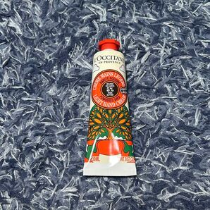 【新品未使用】ロクシタン スノーSH ハンドクリーム 30ml