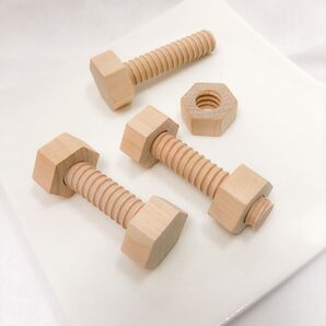20%OFF! ねじ回し ナット ボルト 6ピース 3組セット 組み立て 木製