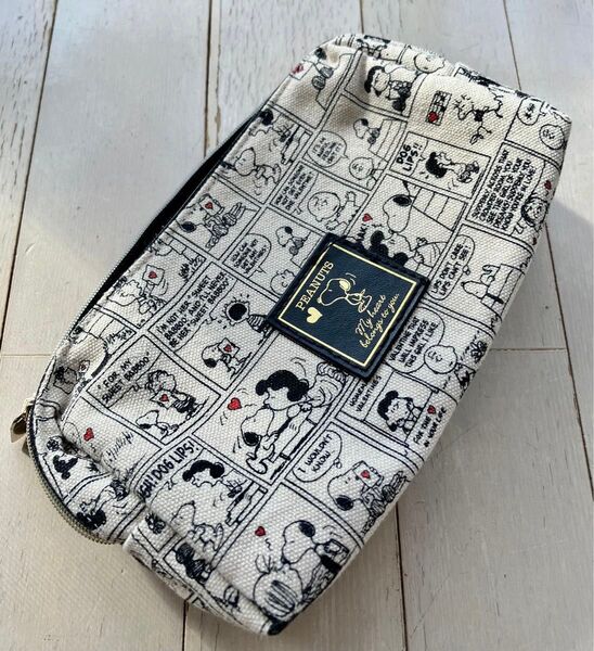 PEANUTS ポーチ コミック柄 スヌーピー