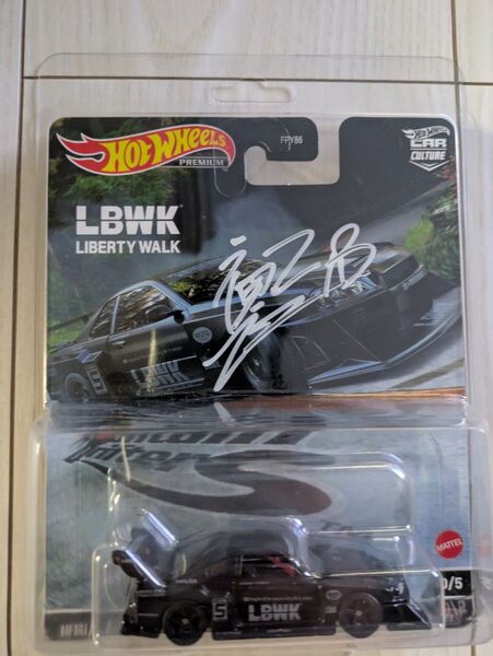 ホットウィール スカイライン LBWK スーパーシルエット チェイス ER 34