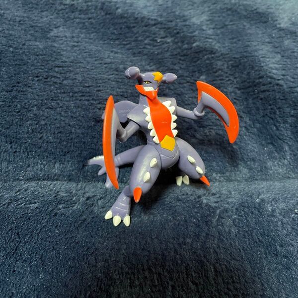 モンコレ スーパーサイズ メガガブリアス フィギュア ポケットモンスター ソフビ