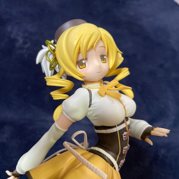 巴マミ フィギュア グッドスマイルカンパニー 1/8スケールフィギュア 魔法少女まどか 完成品フィギュア