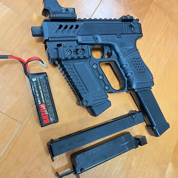 東京マルイ電動ハンドガン Glock G18C カスタム