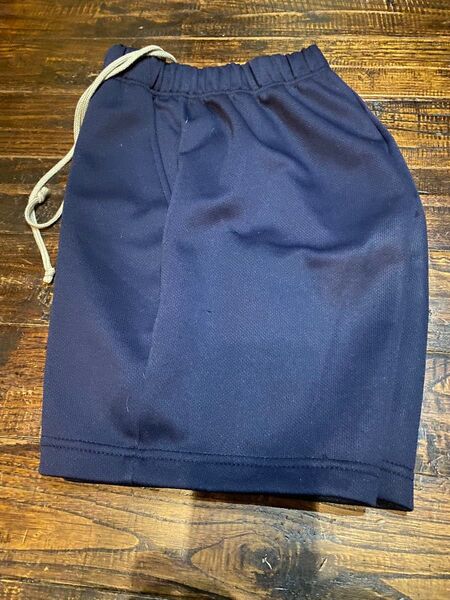 体操着 ズボン ハーフパンツ 紺 S 140