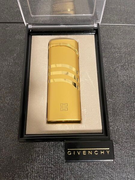 入手困難 GIVENCHYガスライター ジバンシー 喫煙具 喫煙グッズ ガスライター ジバンシィ