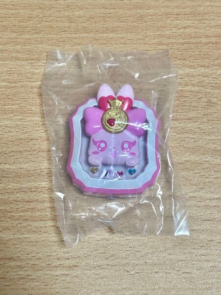 プリキュアオールスターズ コンパクトミラーコレクション キュアハート 未開封