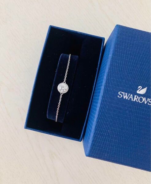 スワロフスキー Swarovski Una Angelic ブレスレット