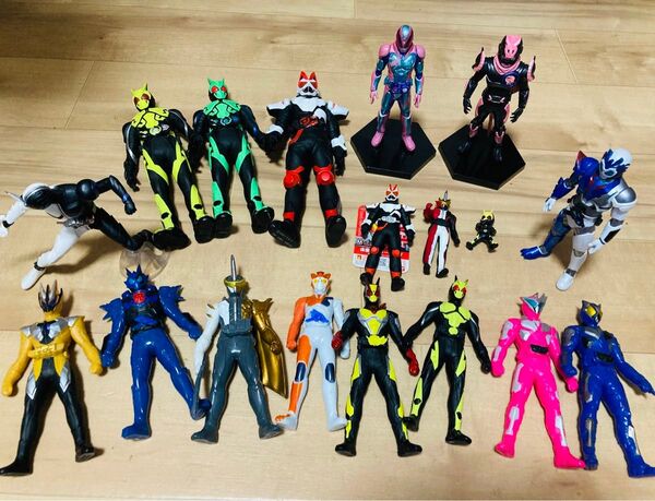 仮面ライダー フィギュア まとめ売り ゼロワン リバイス ギーツ 他