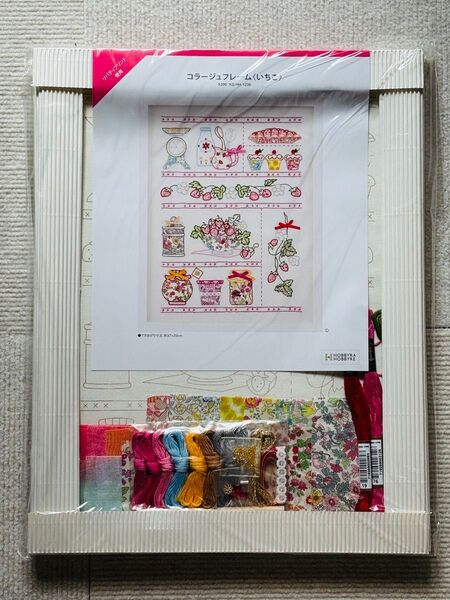 ホビーラホビーレ コラージュフレームいちご キット ほ HOBBYRAHOBBYRE 刺繍 アップリケ