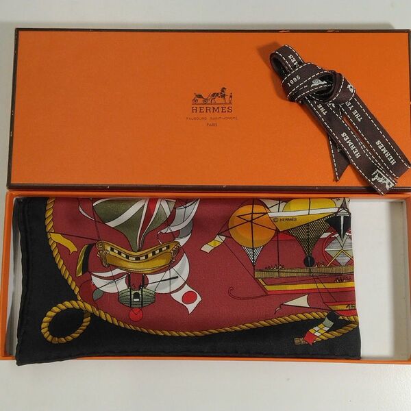 【未使用保管品】HERMES エルメス スカーフ プチカレ 「LES FOLIES DU CIEL(大空の狂気)」 気球・飛行船