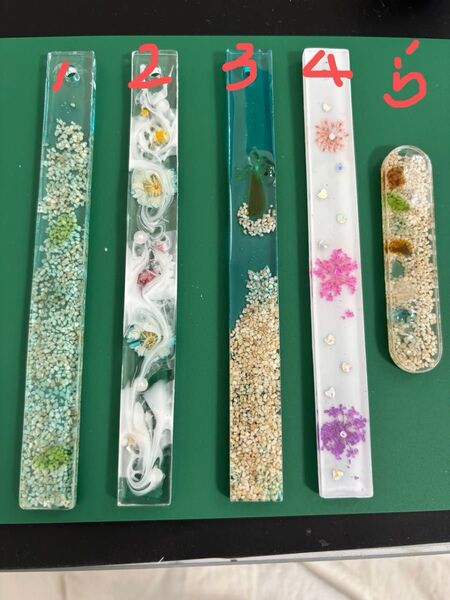 レジン キーホルダー しおり ハンドメイド