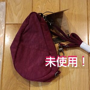 ナイロンボディバッグ 小さめ