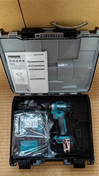 【送料無料】マキタ 18V充電式インパクトドライバ TD173DRGX 本体 急速充電器 ケース 新品