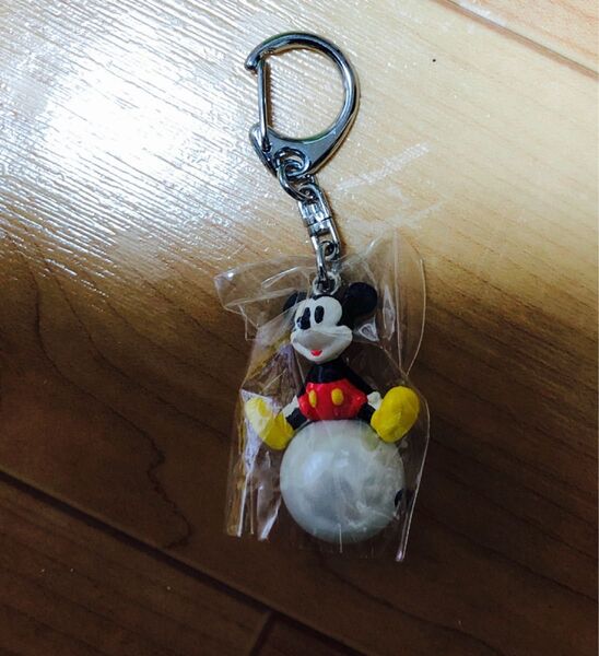 ディズニー ミッキー 鈴付き キーホルダー キーチェーン チャーム