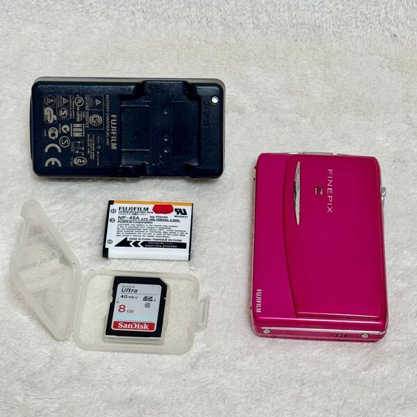 美品 FUJIFILM FinePix Z950EXR コンパクトデジタルカメラピンク
