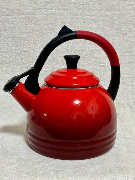 ル・クルーゼ LE CREUSET ケトル チェリー 1.6L レッド