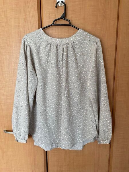 サマンサモスモス ブルー 花柄バックリボンブラウス タグ付き新品未使用