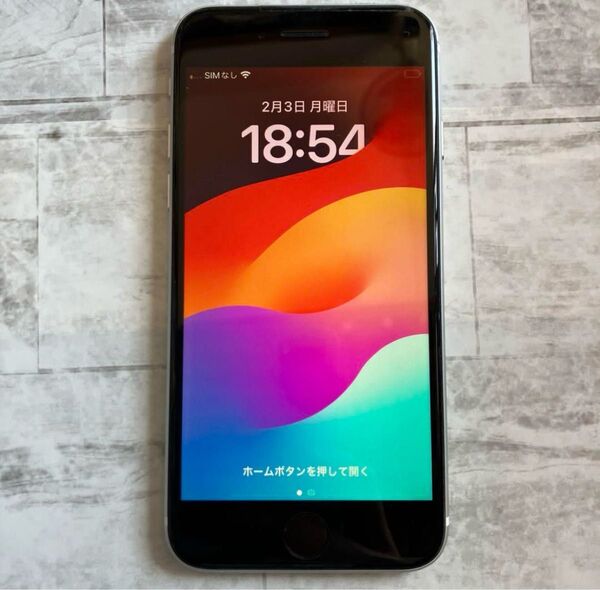 iPhone SE 第2世代 64GB スマートフォン 本体