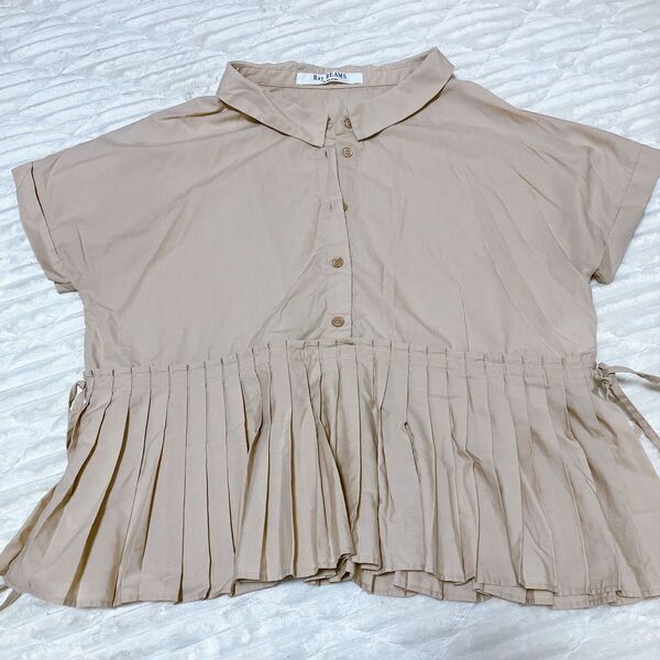 raybeams ベージュ プリーツ 半袖シャツ