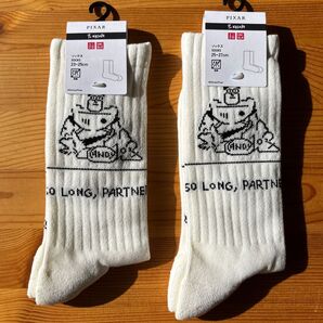 UNIQLOユニクロ ソックスペア2足セット♪ オンライン限定サイズ23〜25cmと25〜27cm 各1