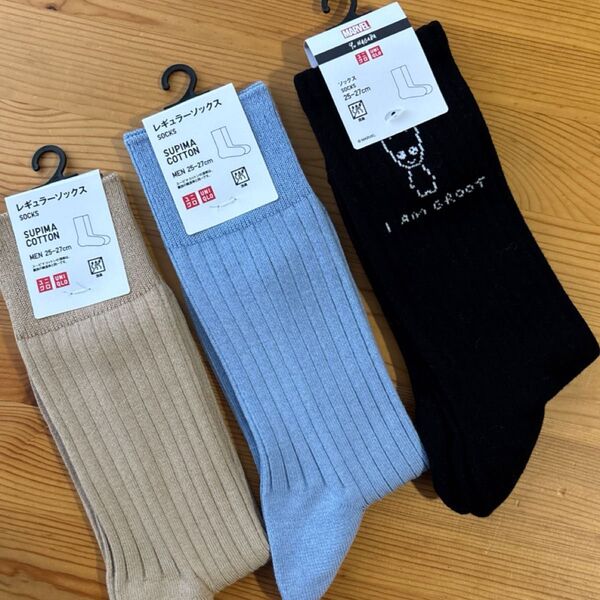 UNIQLOユニクロ レギュラーソックス3足セット ★消臭25〜27cmサックス ベージュ ブラック♪