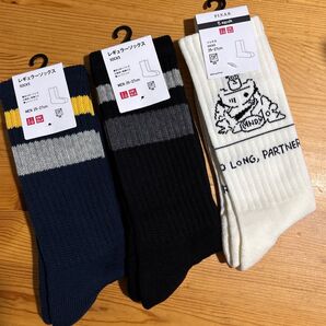 UNIQLOユニクロ 新品 靴下3足セット♪ ディズニー/Pixar 左右柄違い白 ネイビーとブラック
