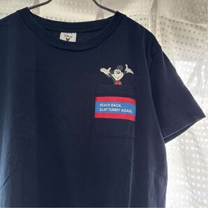 GUジーユー×Disney ★未使用に近い Tシャツ ネイビー 綿100% ポケットからミッキーが!! XLサイズ