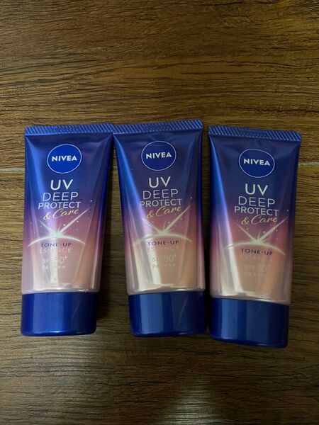 ニベアUVトーンアップエッセンス3個セット SPF50+ PA+++