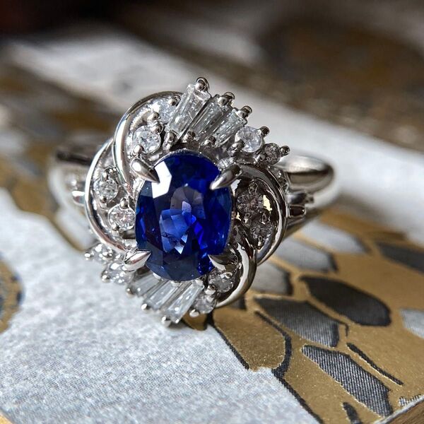 pt900 ロイヤルブルーサファイア1.03ct ダイヤモンド0.26ct 指輪