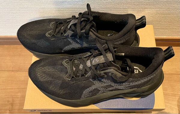 【ASICS ノヴァブラスト5 25cm wide】novablast5/アシックス/箱有