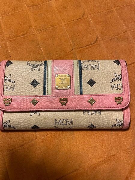 MCM 長財布 エムシーエム ロングウォレット 三つ折り レザー ベージュ×ピンク系 ブランド ヴィセトス柄 キャンバス