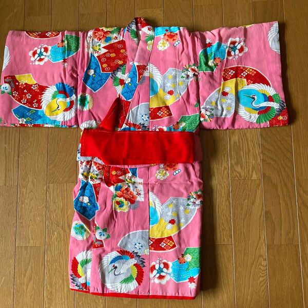 レトロ 女の子用 綿入り 手縫い ハンドメイド 手作り 昔の着物 鶴柄 ピンク 赤ちゃん ベビー リメイク