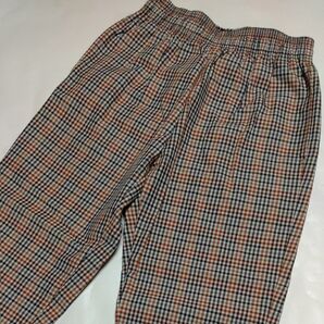 ジーユー チェックカジュアルパンツ