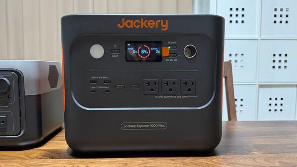 Jackery Explorer 1000 Plus ポータブル電源