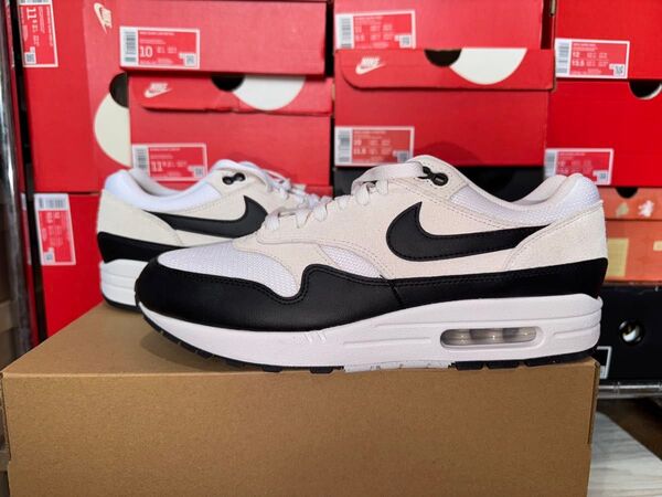 【新品未使用】Nike Air Max 1 Essential "White/Summit White/Black"