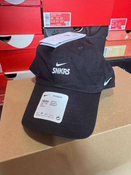 NIKE SNKRS CAP 日本未発売