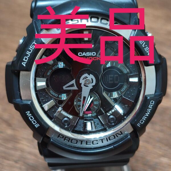 美品 CASIO G-SHOCK GA-200-1AJFステンレスシルバー新品電池交換済み。動作確認異常無し。ABランク