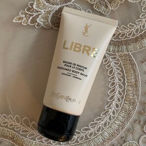 YSL イヴ・サンローラン リブレ LIBRE