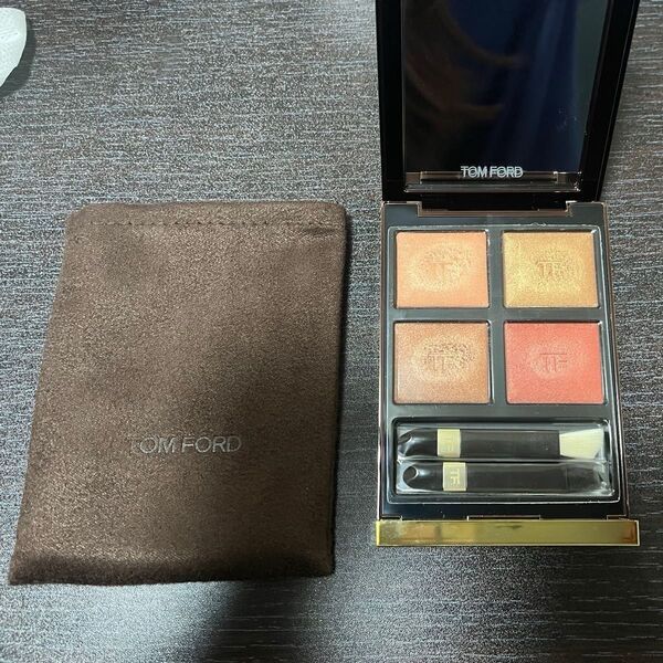 TOM FORD アイカラークォード 41PEACH DAWN トムフォード アイシャドウ ピーチドーン
