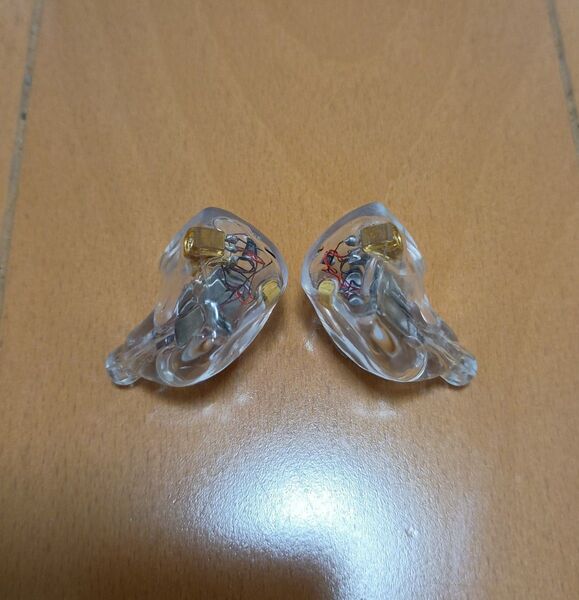 【未使用品】Ultimate Ears UE11PRO リシェル品 ユニバーサル MMCX