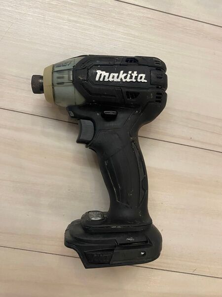 マキタ TS141D 充電式ソフトインパクトドライバ 18V